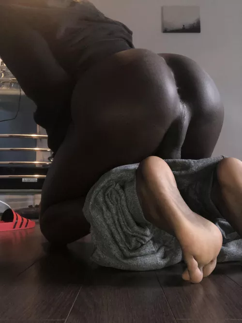 Ebony sissy looking for a verbal daddy with a bwc who isnβt too shy to put me in my place. K ik: Blckbttmboy