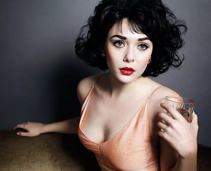 Elizabeth Olsen Elizabeth Olsen