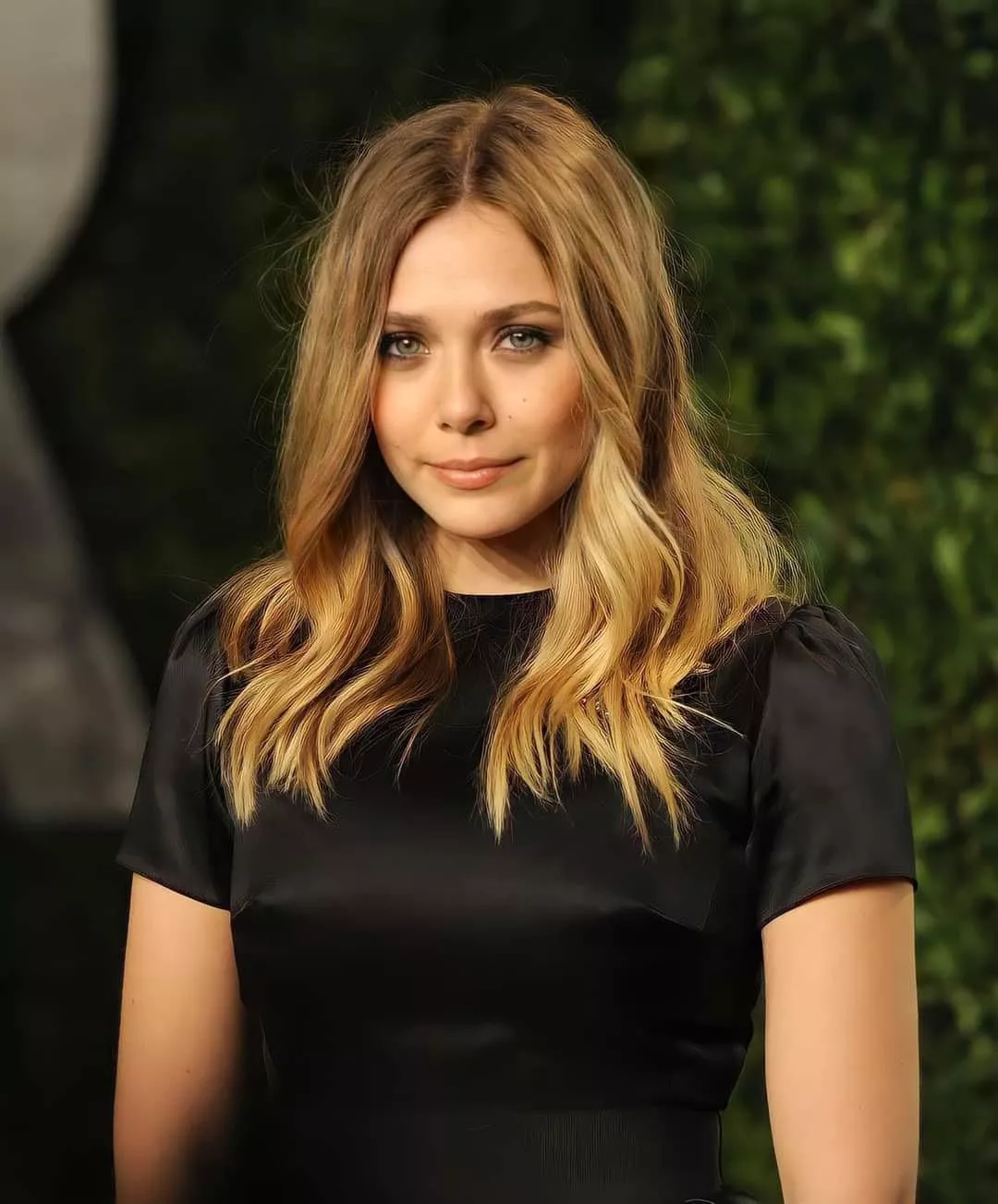 Elizabeth Olsen makes me so hard. Someone can help me cum for her? Elizabeth Olsen makes me so hard. Someone can help me cum for her?