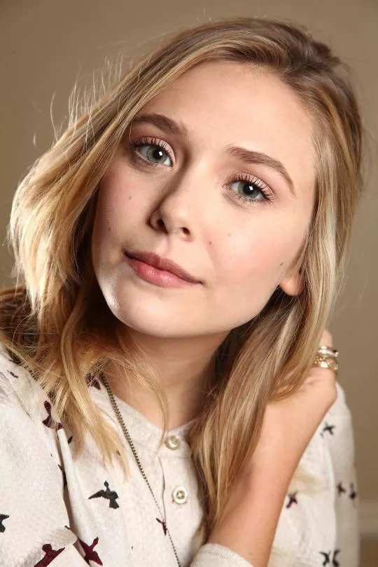 Elizabeth Olsen makes me so hard. Someone can help me cum for her? Elizabeth Olsen makes me so hard. Someone can help me cum for her?