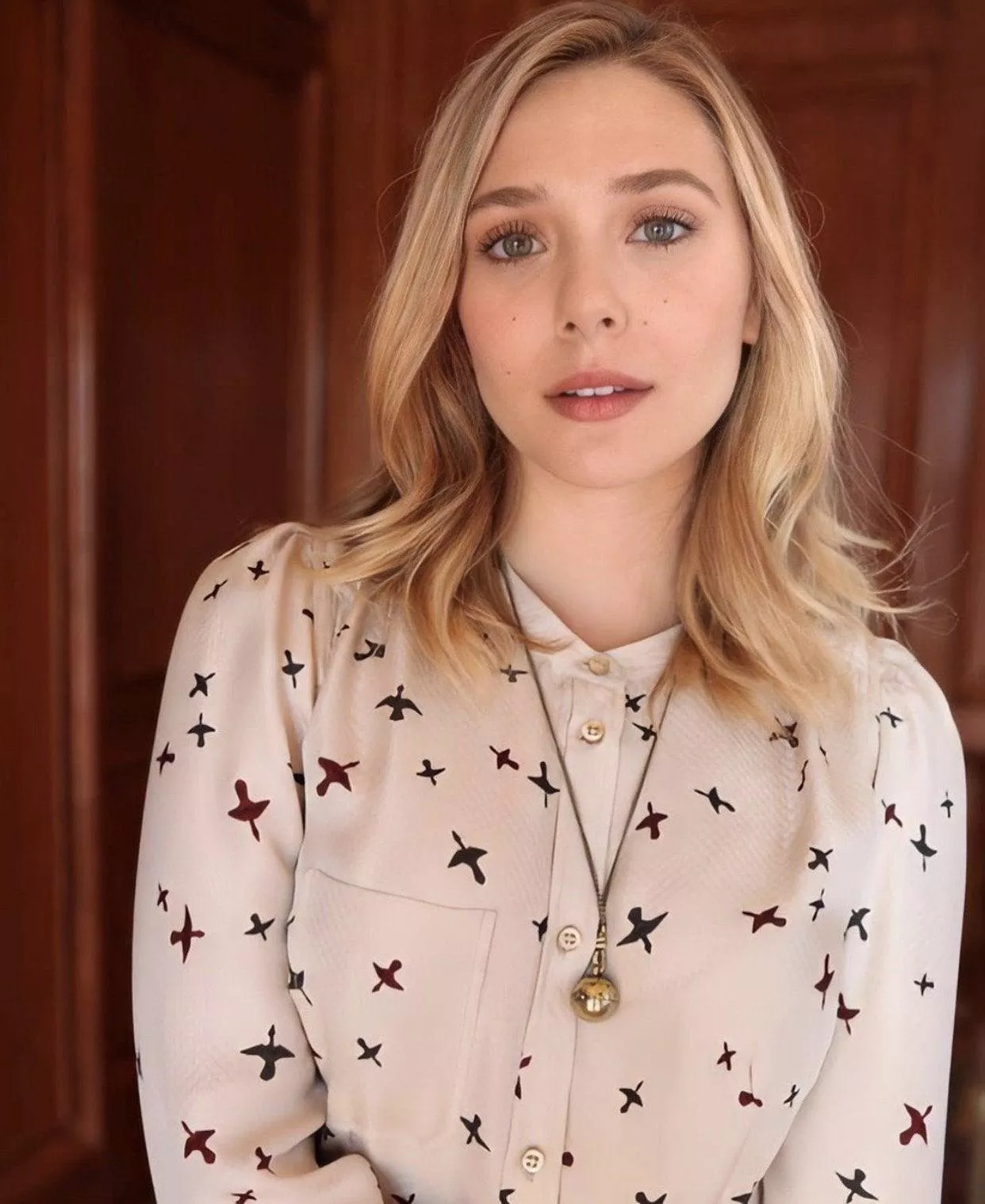 Elizabeth Olsen makes me so hard. Someone can help me cum for her? Elizabeth Olsen makes me so hard. Someone can help me cum for her?