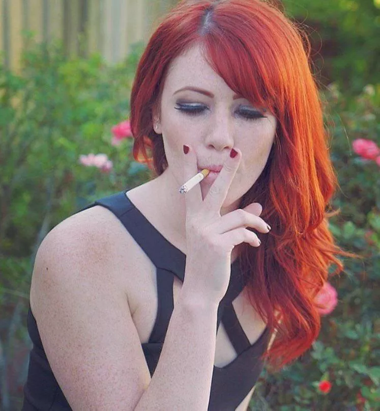 Elle Alexandra Elle Alexandra