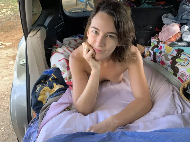 Enjoying a slow morning in my car home π Enjoying a slow morning in my car home π