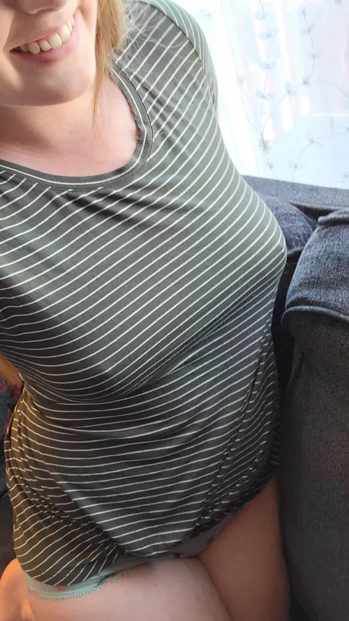 Enjoying some sun be[f]ore i get ready for work