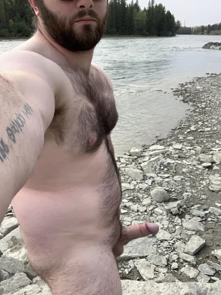 Enjoying the great outdoors. Want to join? 😜 chats welcomed!