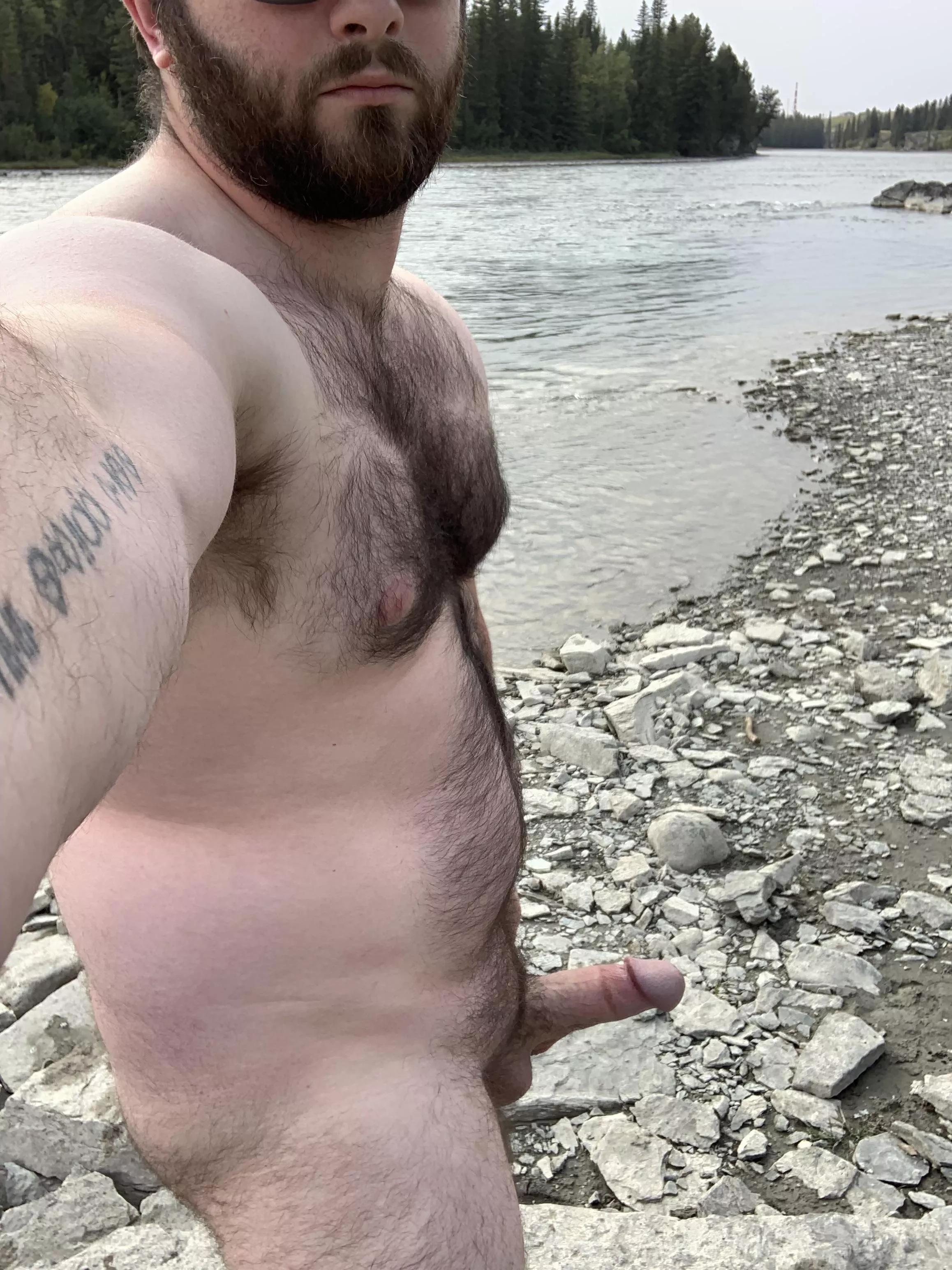 Enjoying the great outdoors. Want to join? 😜 chats welcomed!