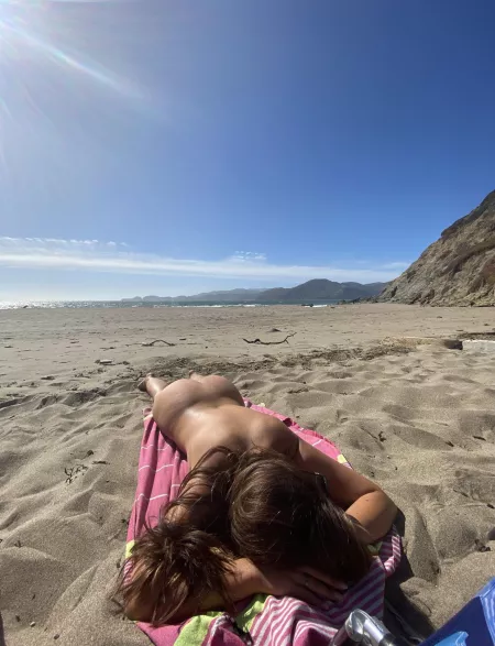 Enjoying the warm sunny beach days while I still can. Enjoying the warm sunny beach days while I still can.
