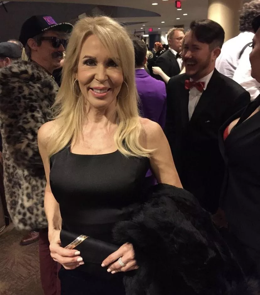 Erica Lauren is the queen of GILFs