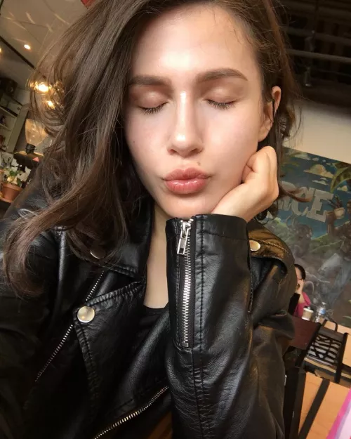 Erin Sanders