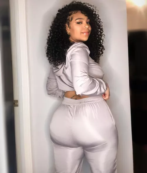 Evalyne Rose