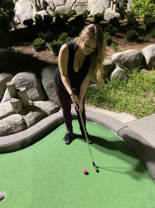 Even mini golfing I’m a slut 🤷‍♀️