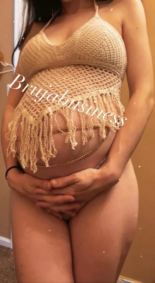 Even tho my husband doesn’t like me this big, I’m glad y’all do🥺