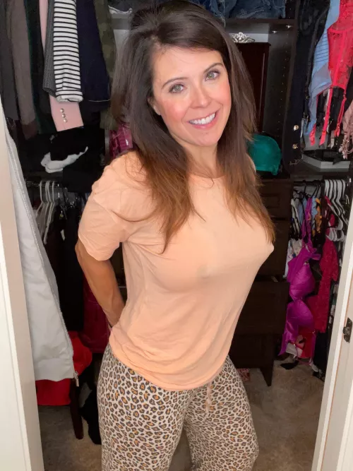 ever have an average soccer mom on the sidelines, but actually serious boner material? asking for a friend ever have an average soccer mom on the sidelines, but actually serious boner material? asking for a friend