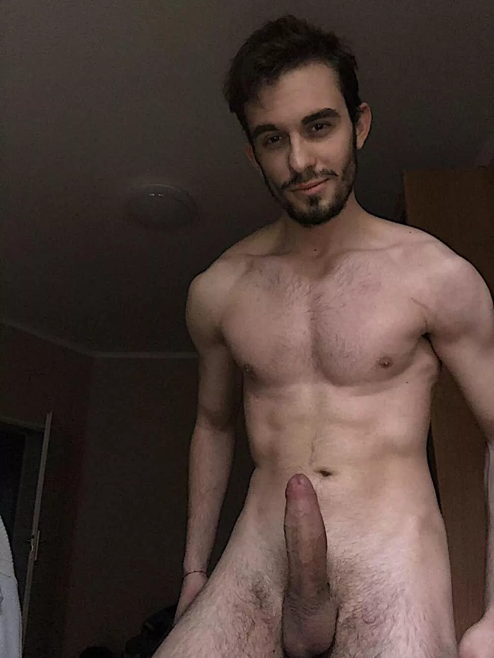 Ever see a naked high school PE teacher? Now you have a chance. Hope my students aren’t on this subreddit 🤭