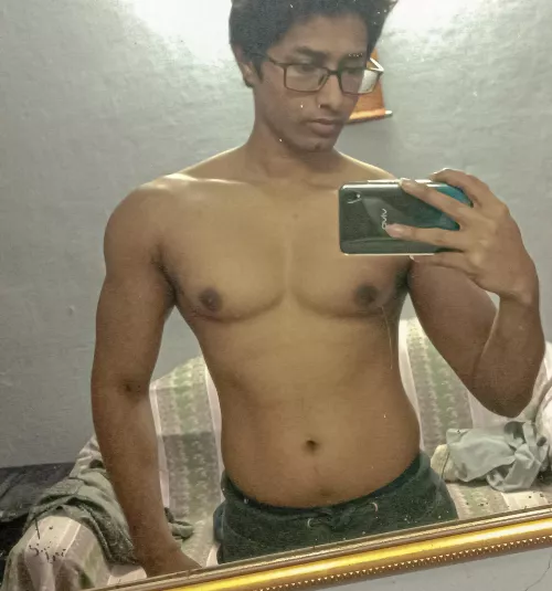 Every โฌ๏ธ gets a full body nude๐ (20)