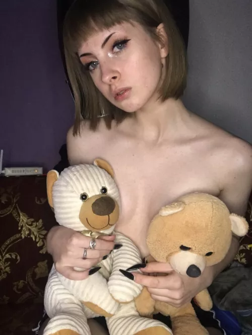๐EVERY TIME MY STEPDAD FUCK ME HE GIVE ME ONE TEDDY BEAR๐๐FREE๐