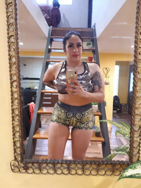 Every upvoter gets the nude version 😏 try me…