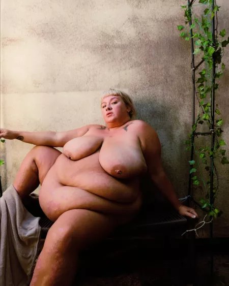 Everyone loves a fat confident bitch β€οΈ