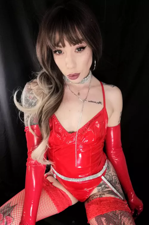 Everything Red, everything shiny