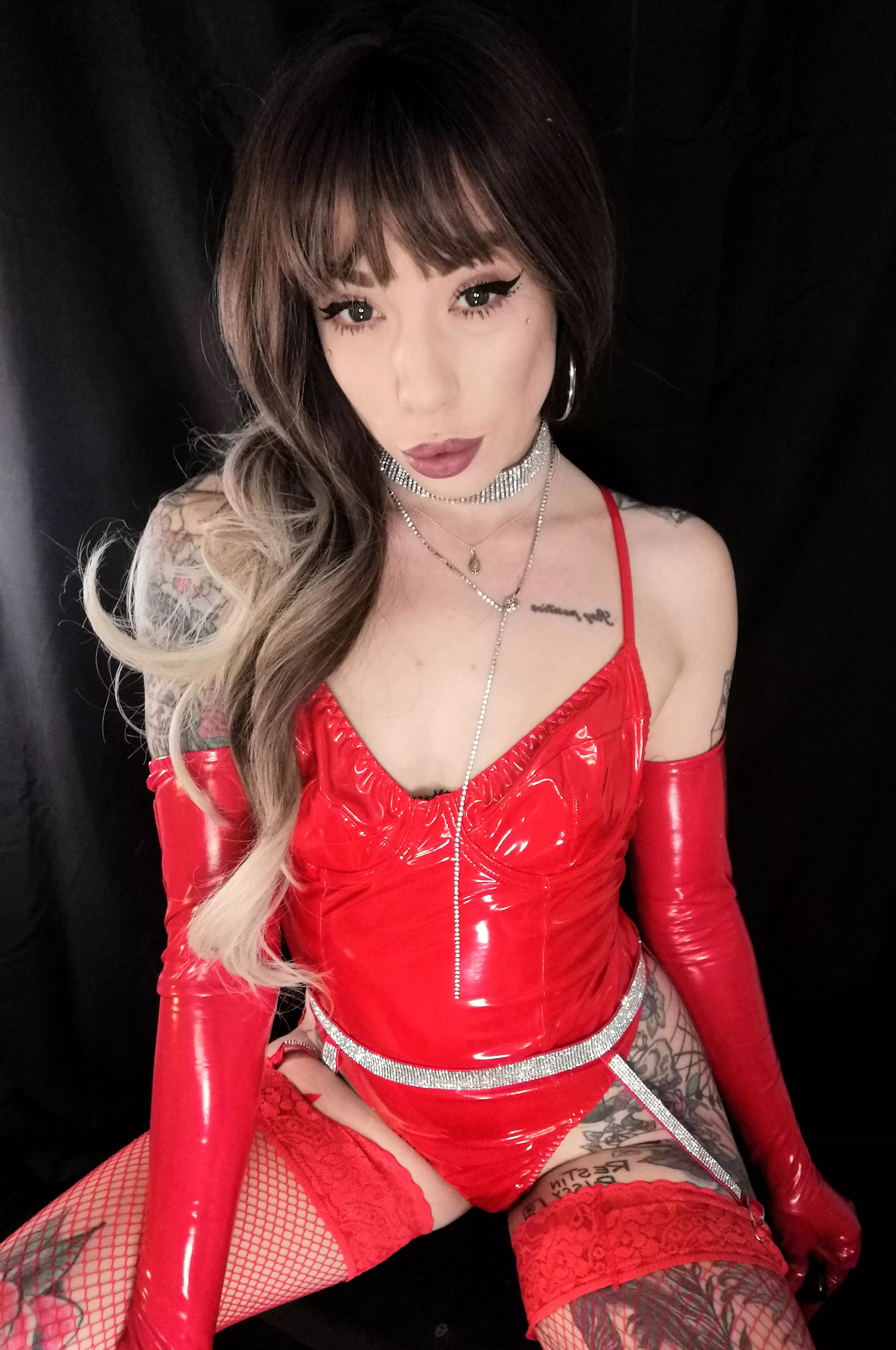 Everything Red, everything shiny