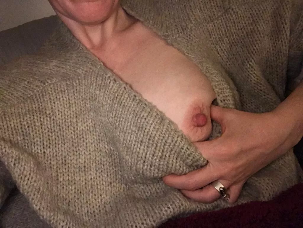 Exhibting herself Exhibting herself