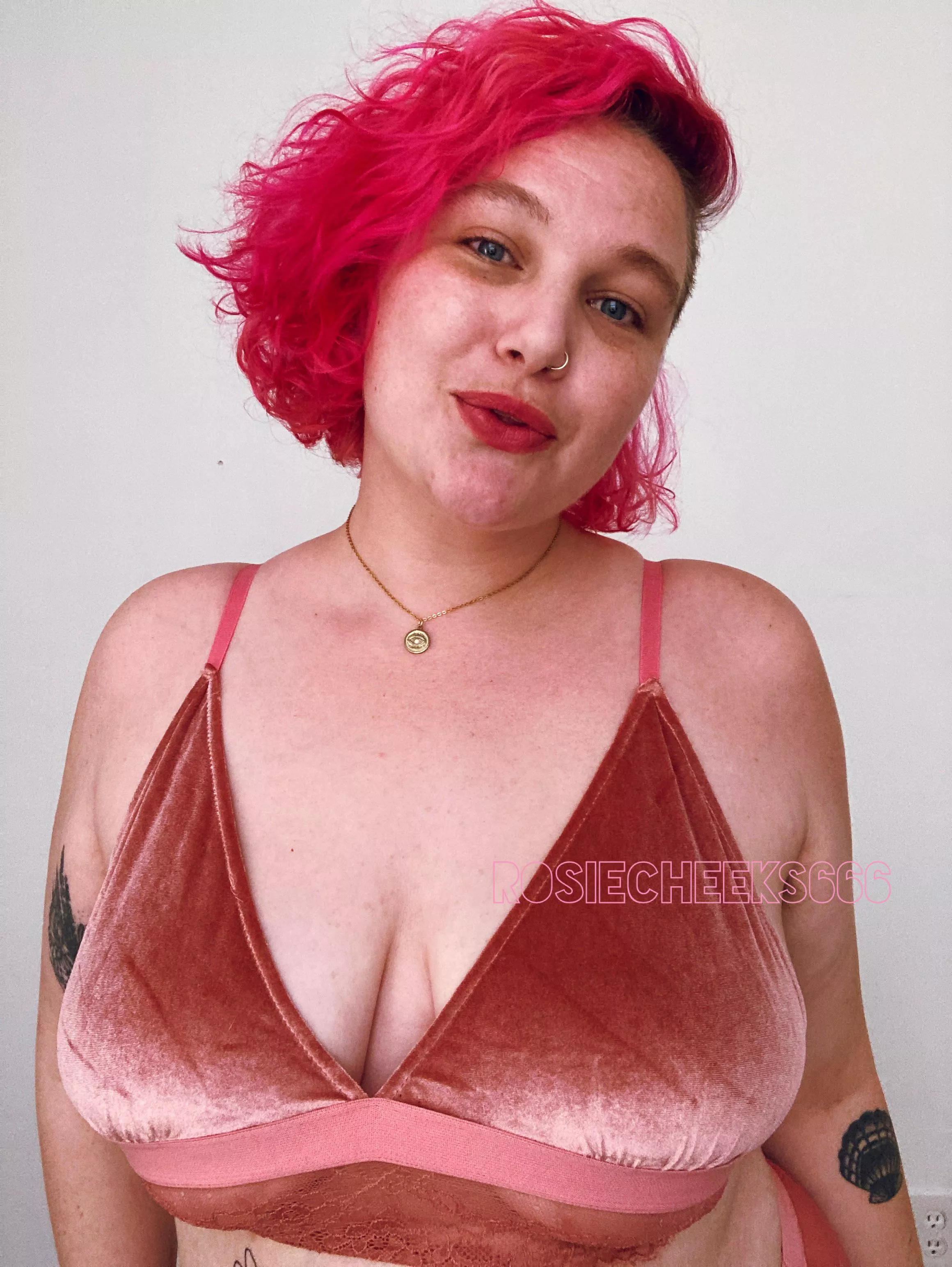 Explore me Explore me