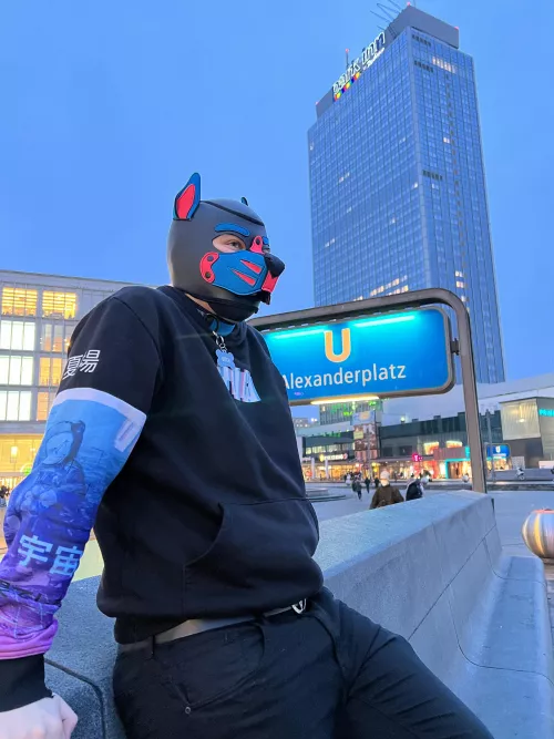 Exploring the city 🚃