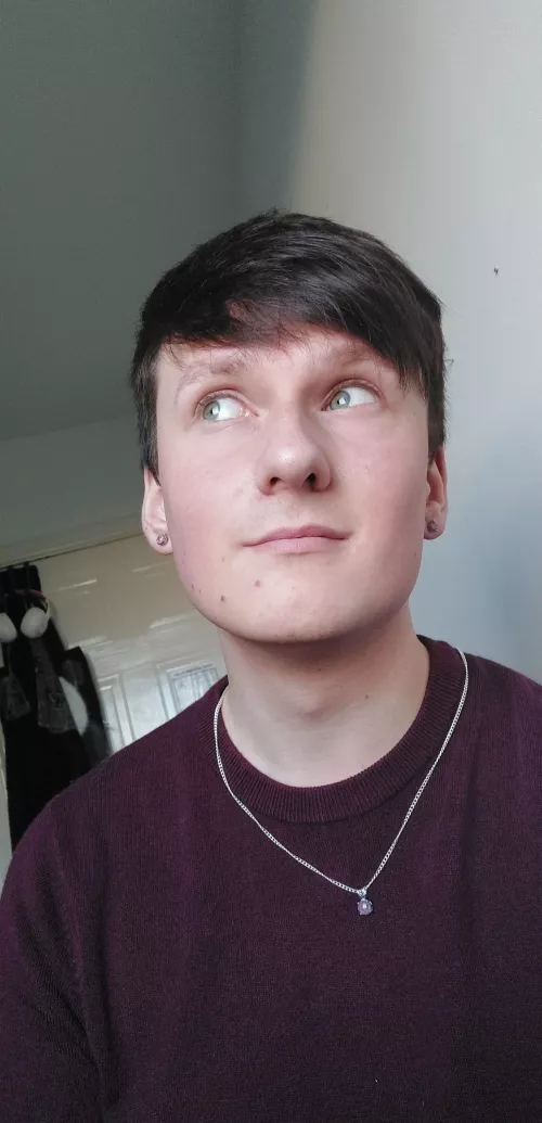 Eyyyyyyyy finally 18! Eyyyyyyyy finally 18!