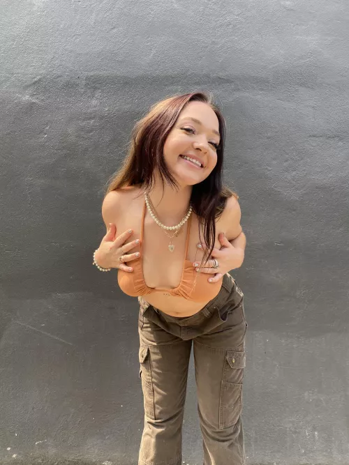 F 18 Donโt I look legal??