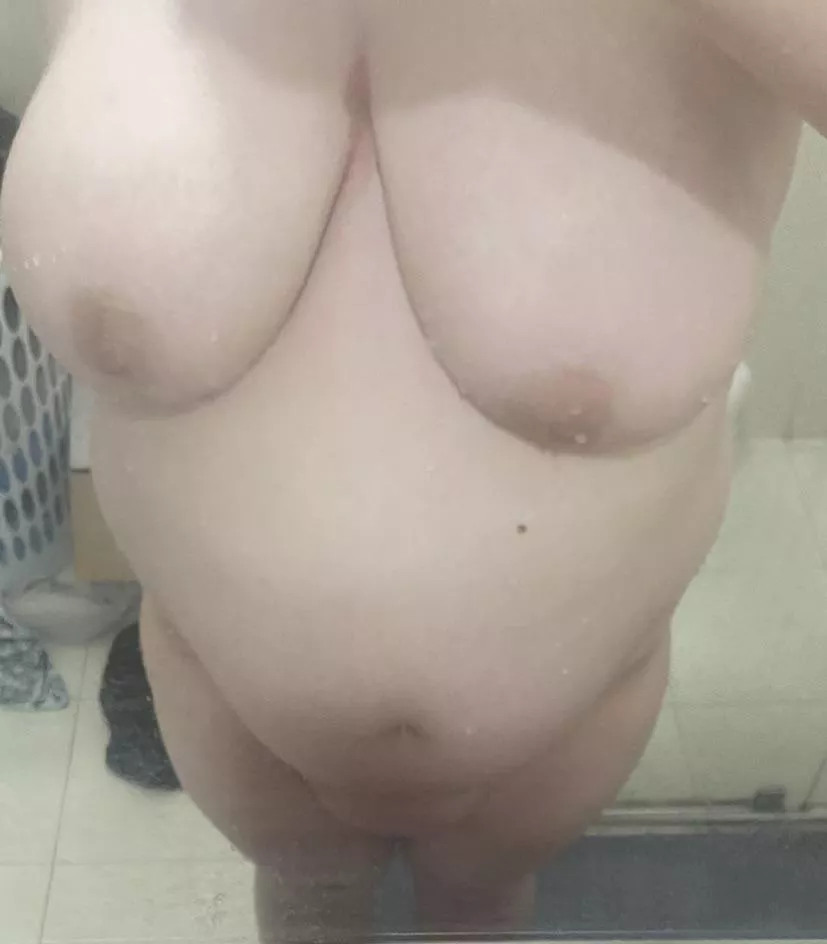 [F] 21, 90kg, 5’2 here’s a pic after my shower.