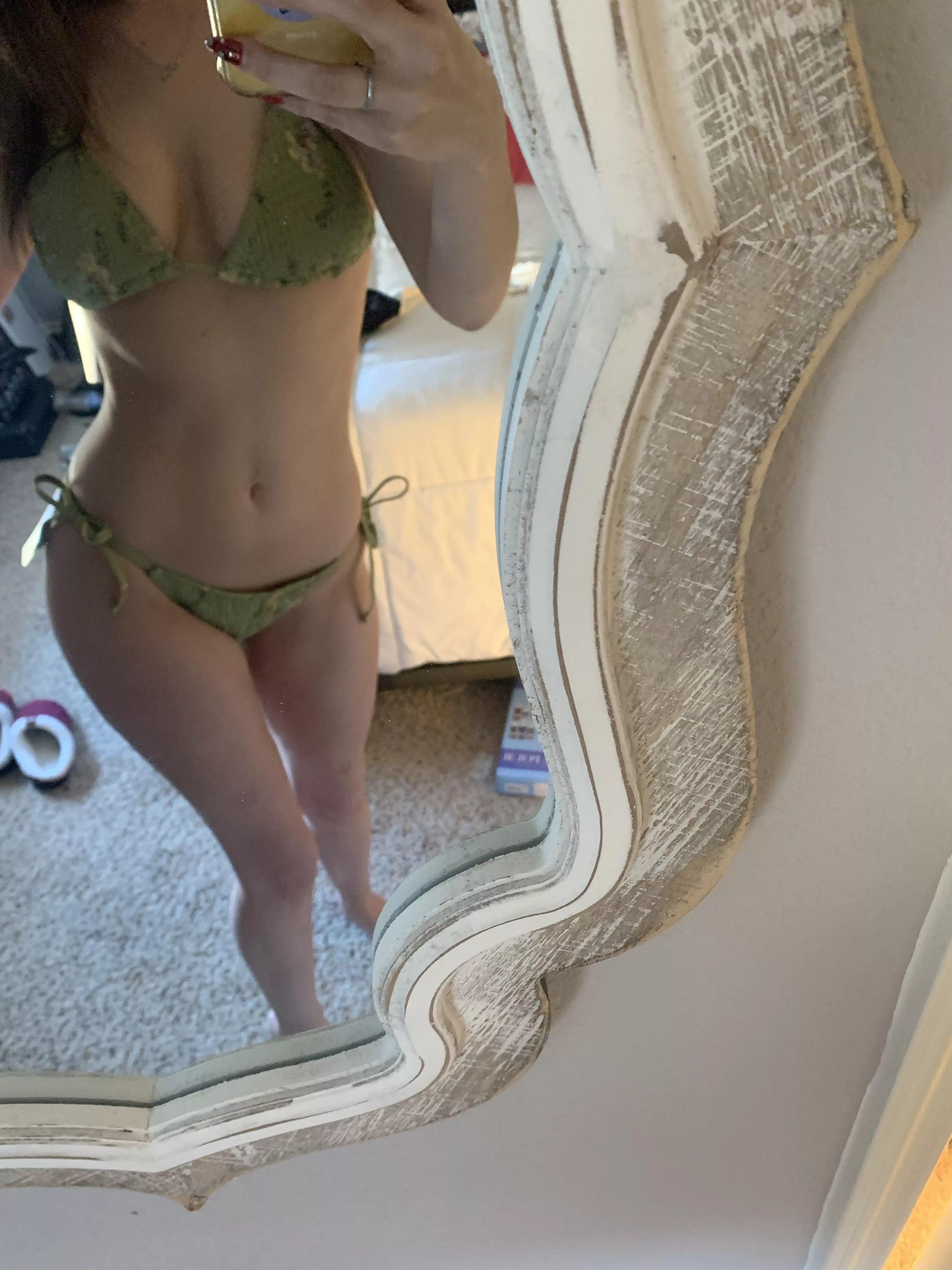 [F] 23- Give me the TRUTH even if it's not nice plsss lol