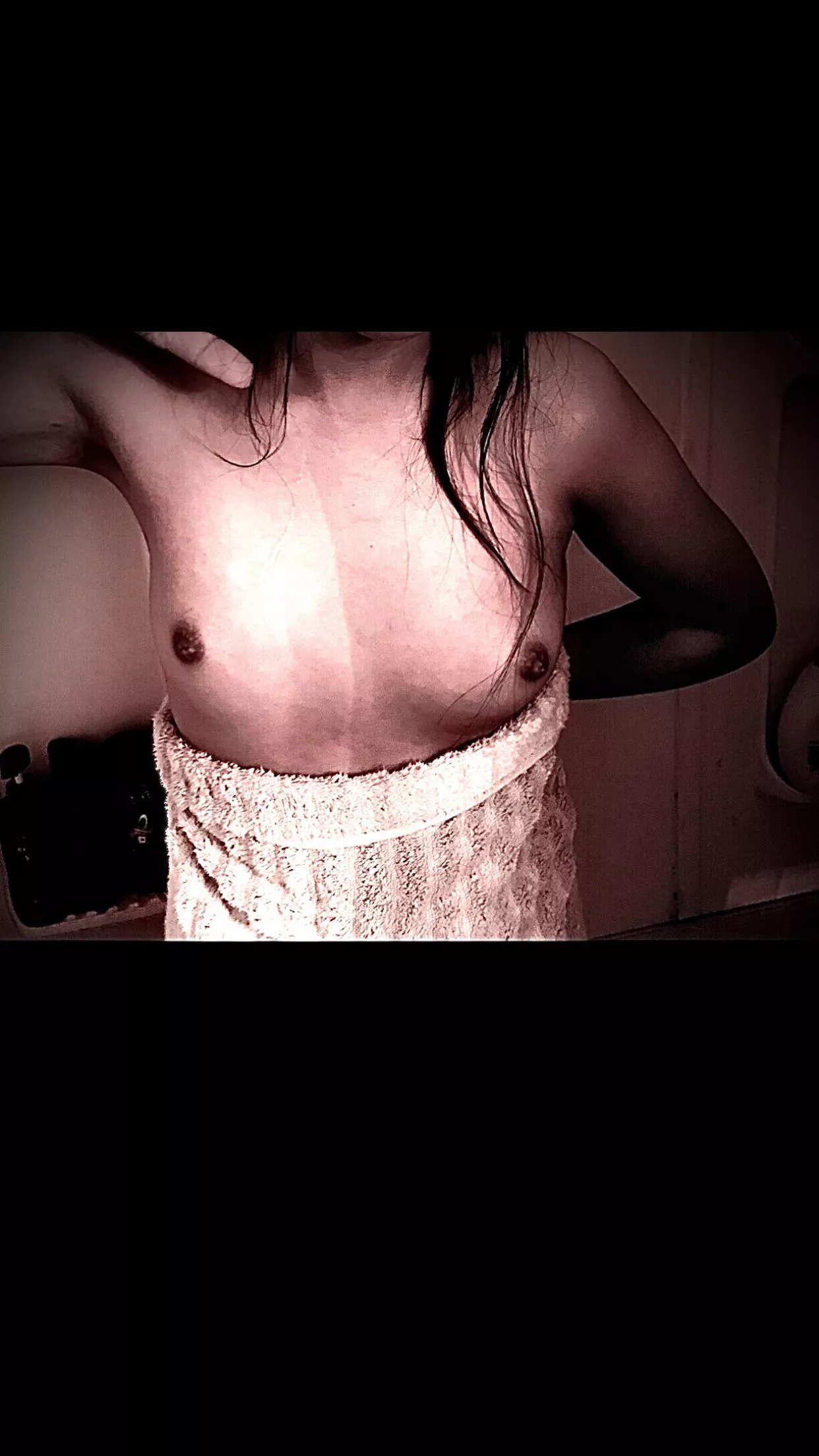 (F) 24 First time post be nice