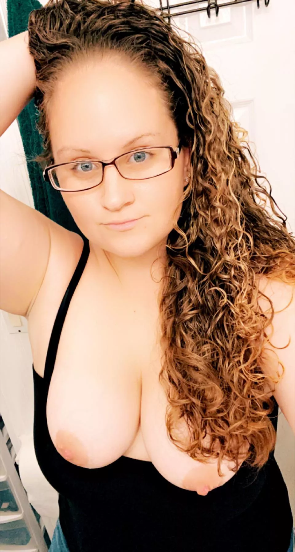 F 32 mom of 5 am I hot enough for you!? I need some attention I need cock therapy ๐ F 32 mom of 5 am I hot enough for you!? I need some attention I need cock therapy ๐