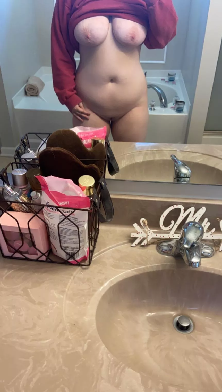 F 5’5” 160lbs; my whole life I’ve hated how big my hips are, but I’m accepting it’s just how my body is made & I’m getting close to fully loving my body