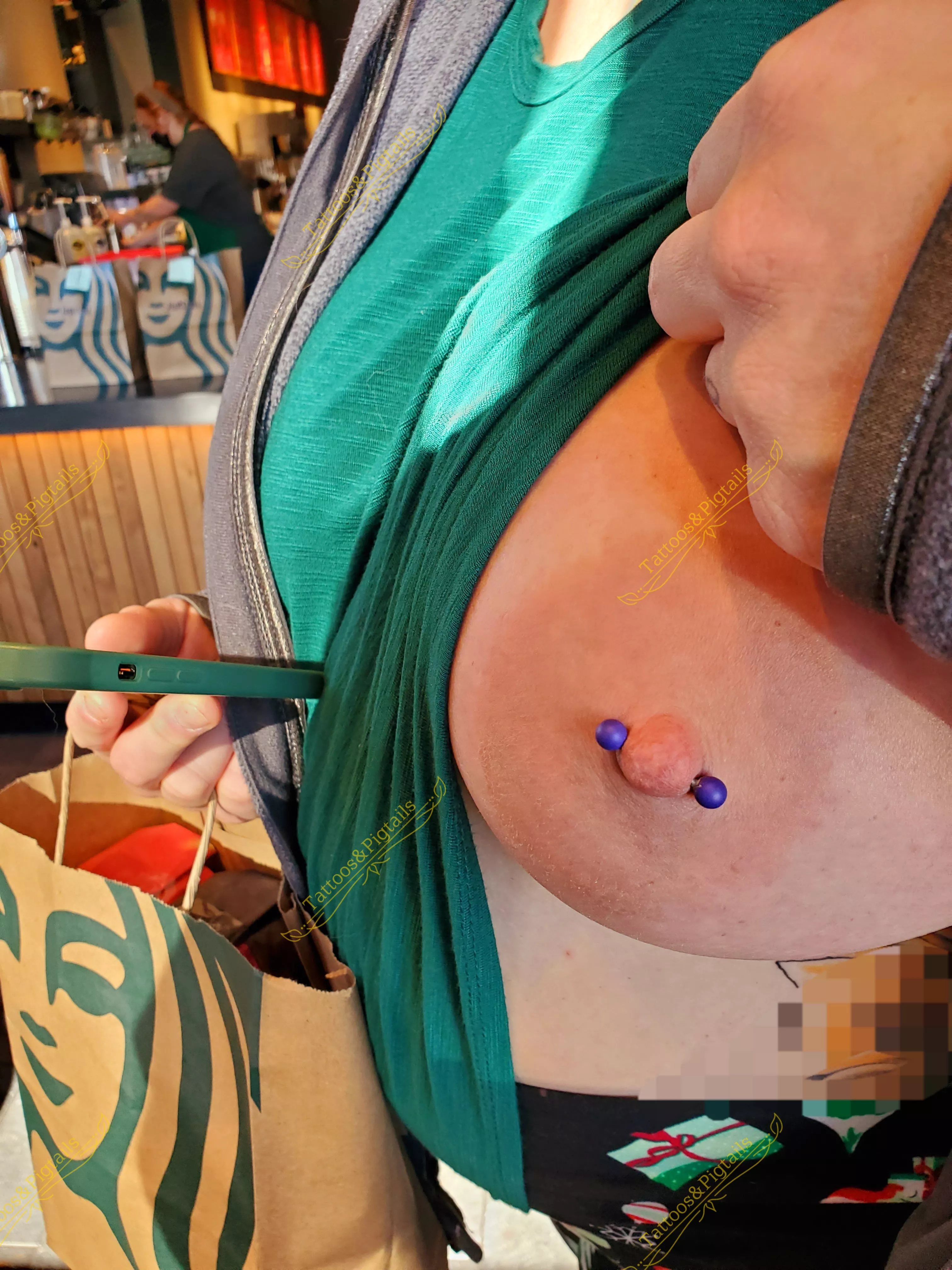 [F] Anyone wana have a cup of coffee with me? 💟