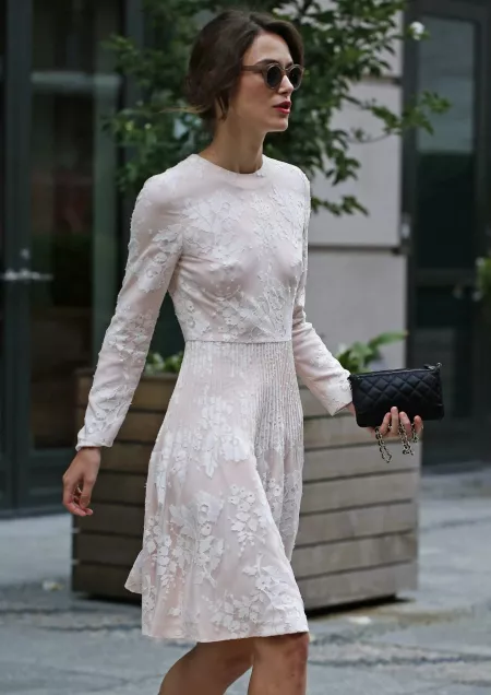 [F] Does this angle make you drool!?!? Hehe???