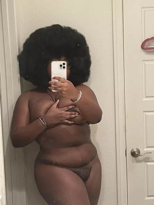 (F) Genuinely interested in what you have to say about my body? <3 (F) Genuinely interested in what you have to say about my body? <3