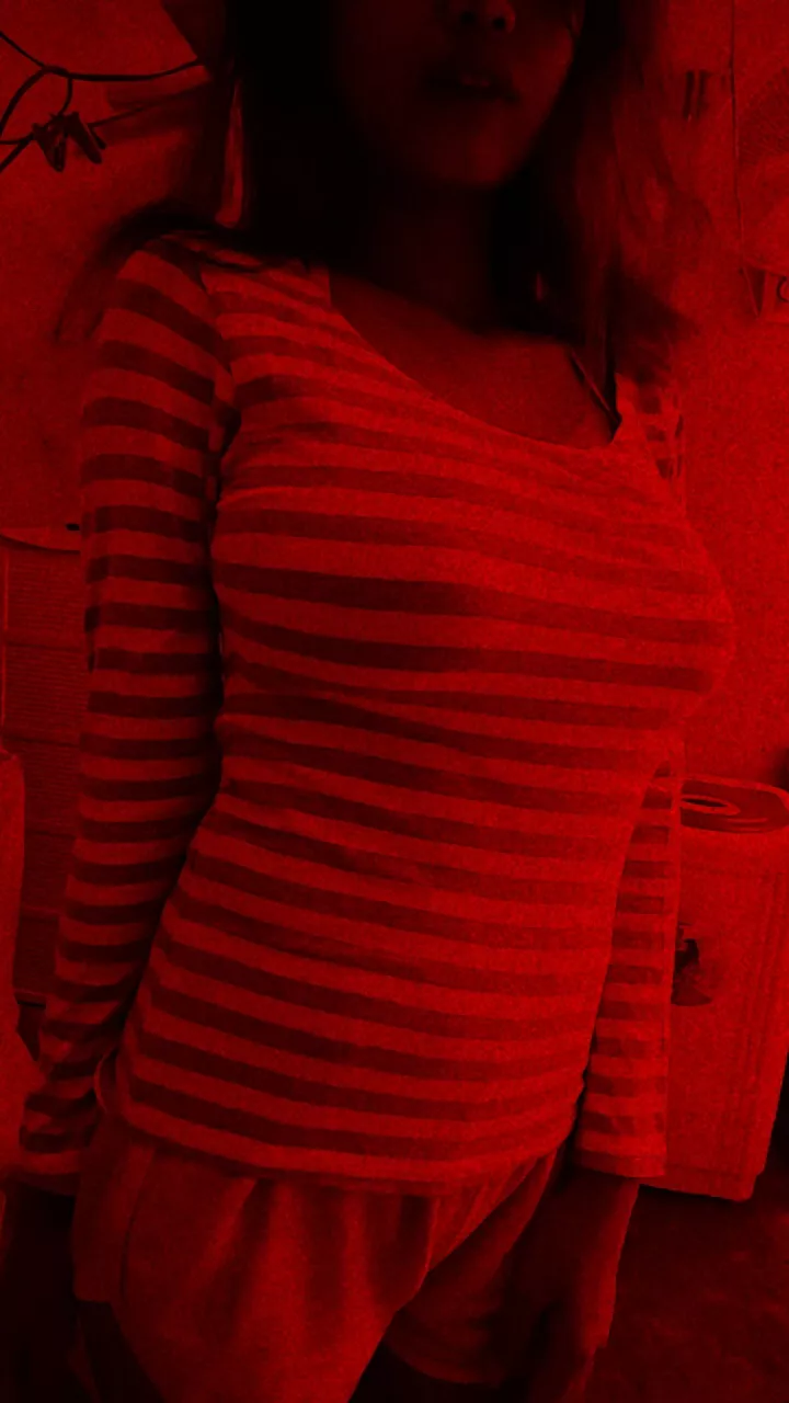 (F) goodmorninggg (F) goodmorninggg