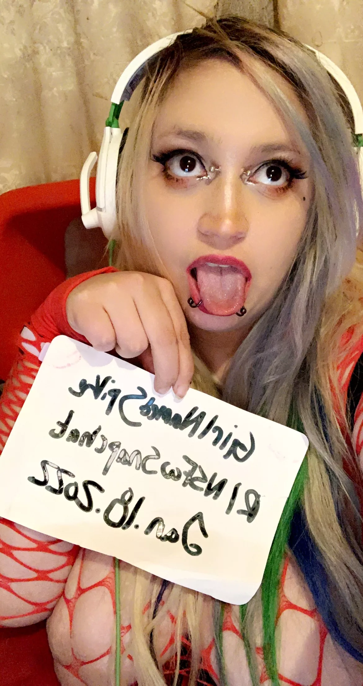 [F] Hot BBW Who likes attention. Public Story!!