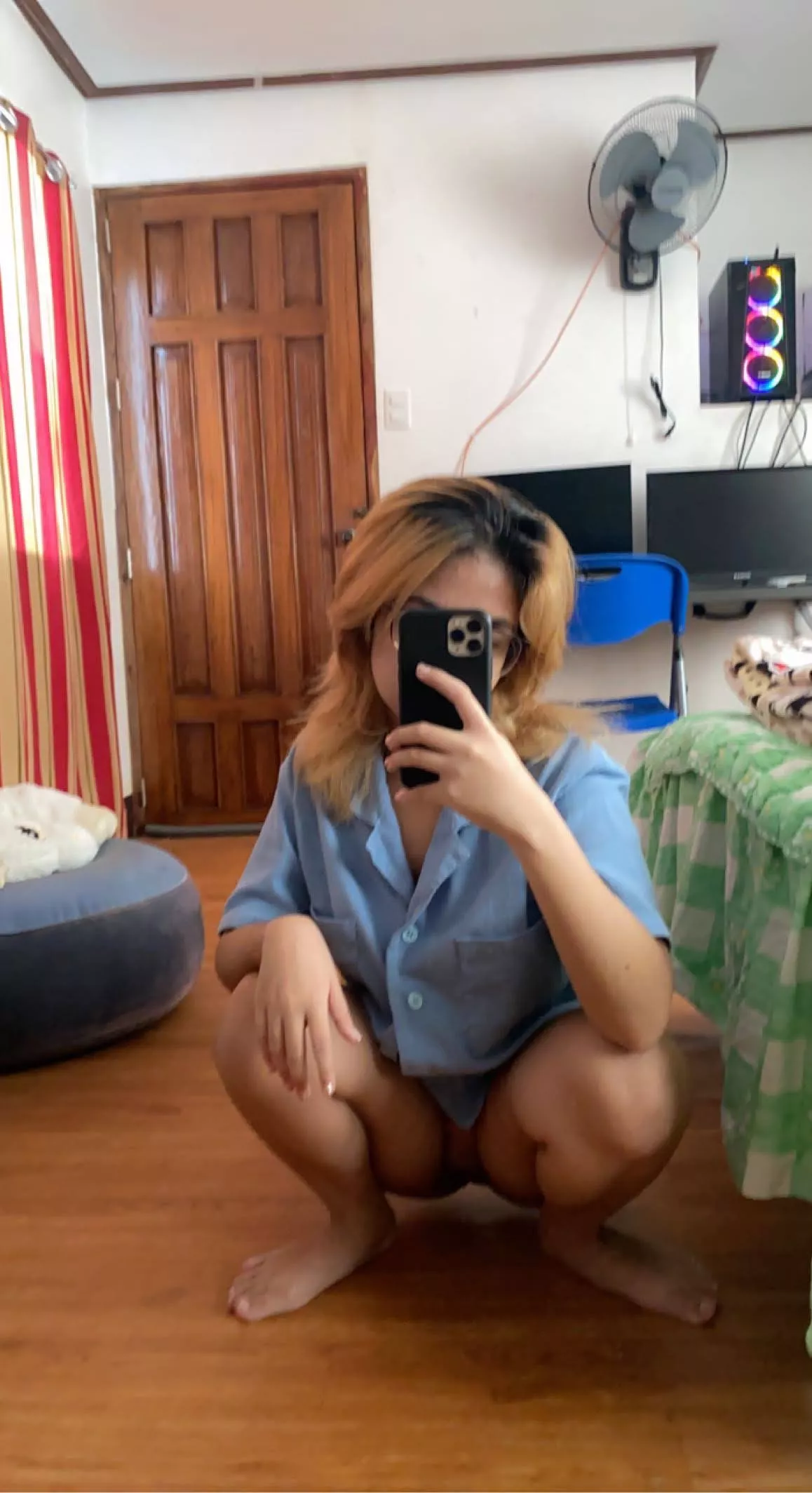 [f] I made you breakfast, you hungry? 🐱