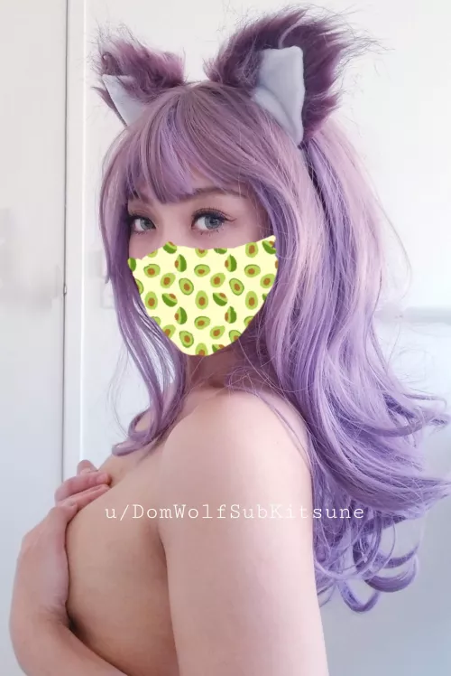[F] Keep safe like Kitsune and wear a mask...clothing optional of course 😉