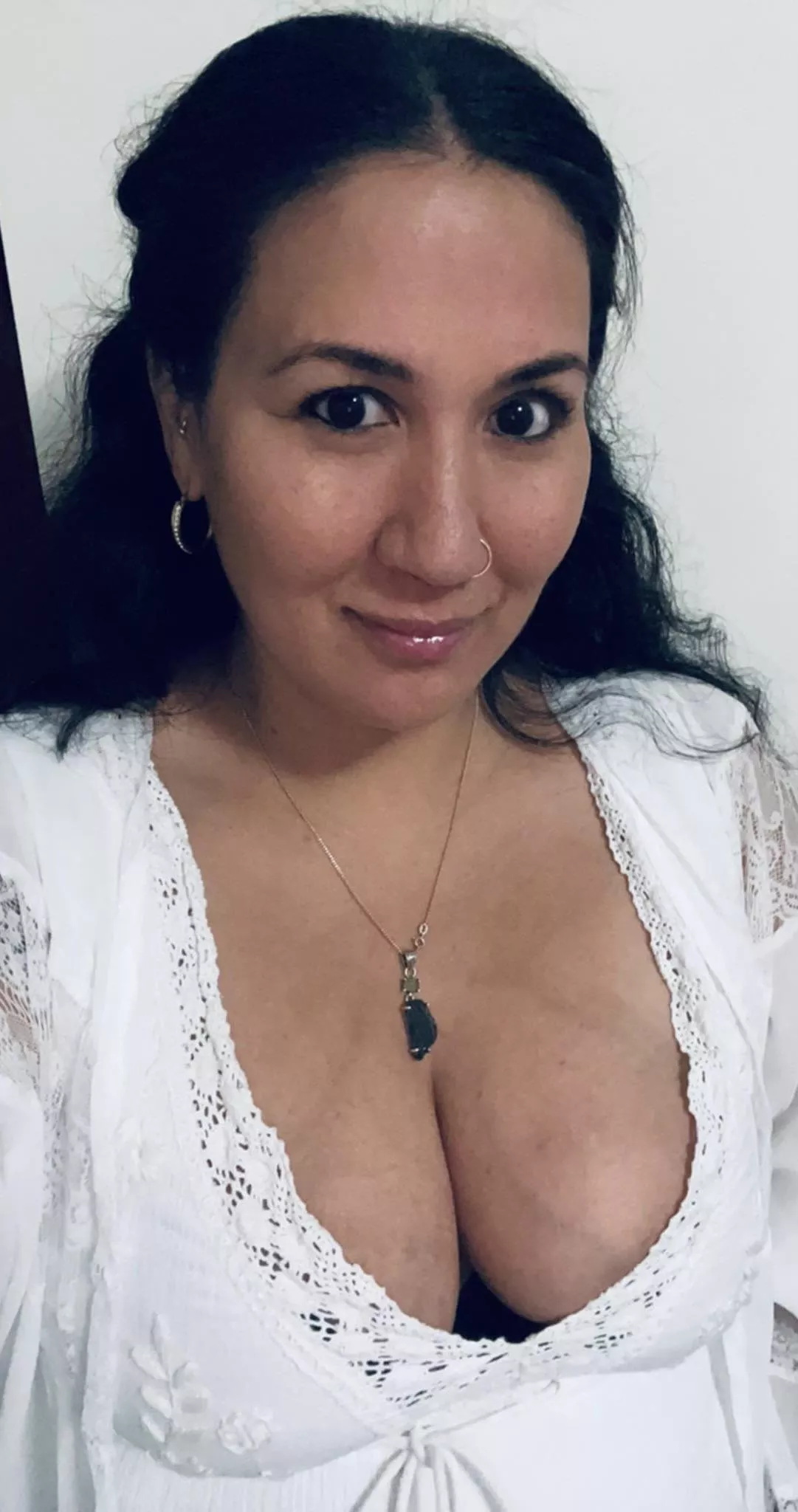 [f] My two sons can’t stop staring at my tits and they’re not even trying to hide it!