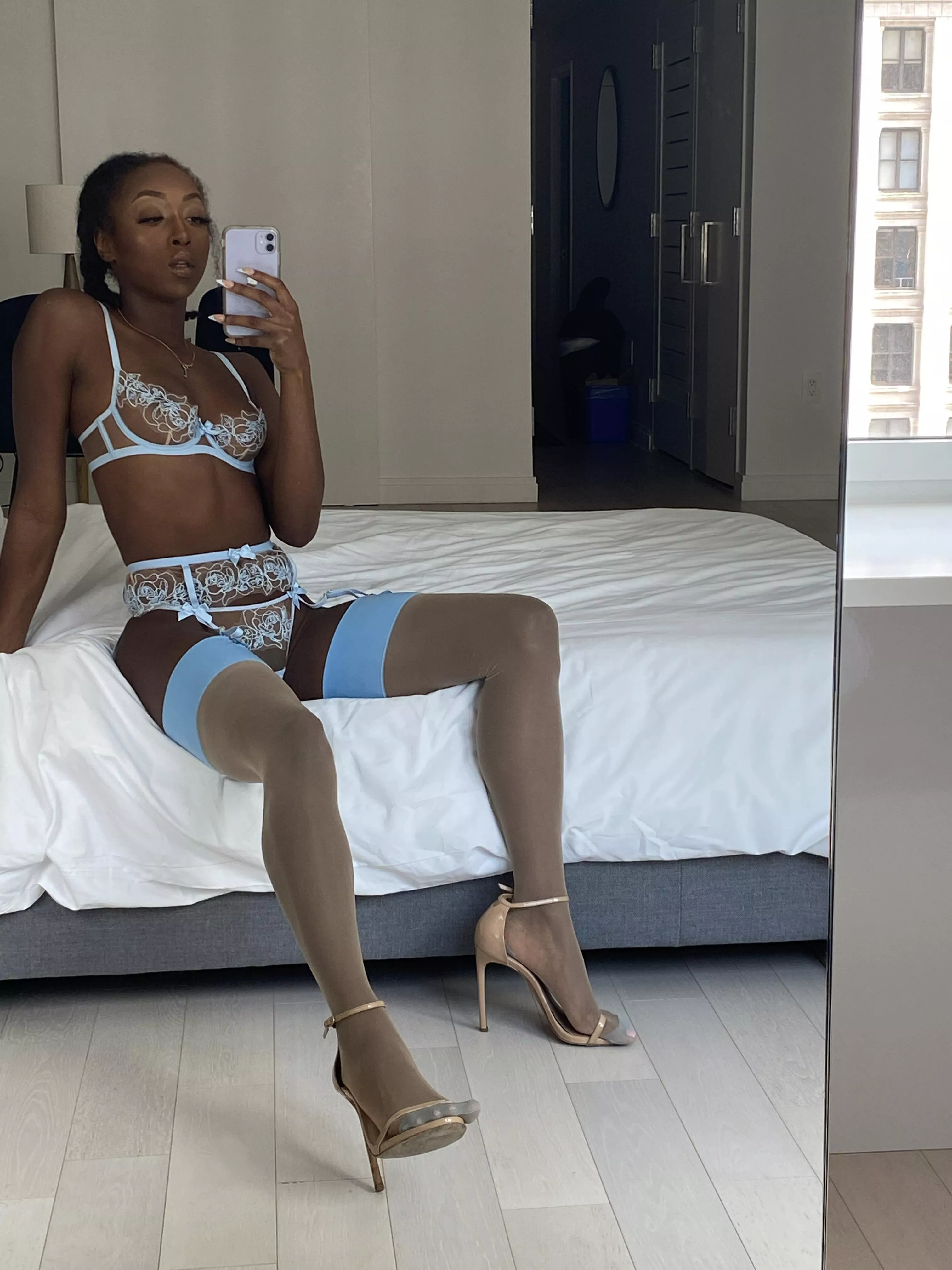 [f] Nothing feels as good as a full set ?