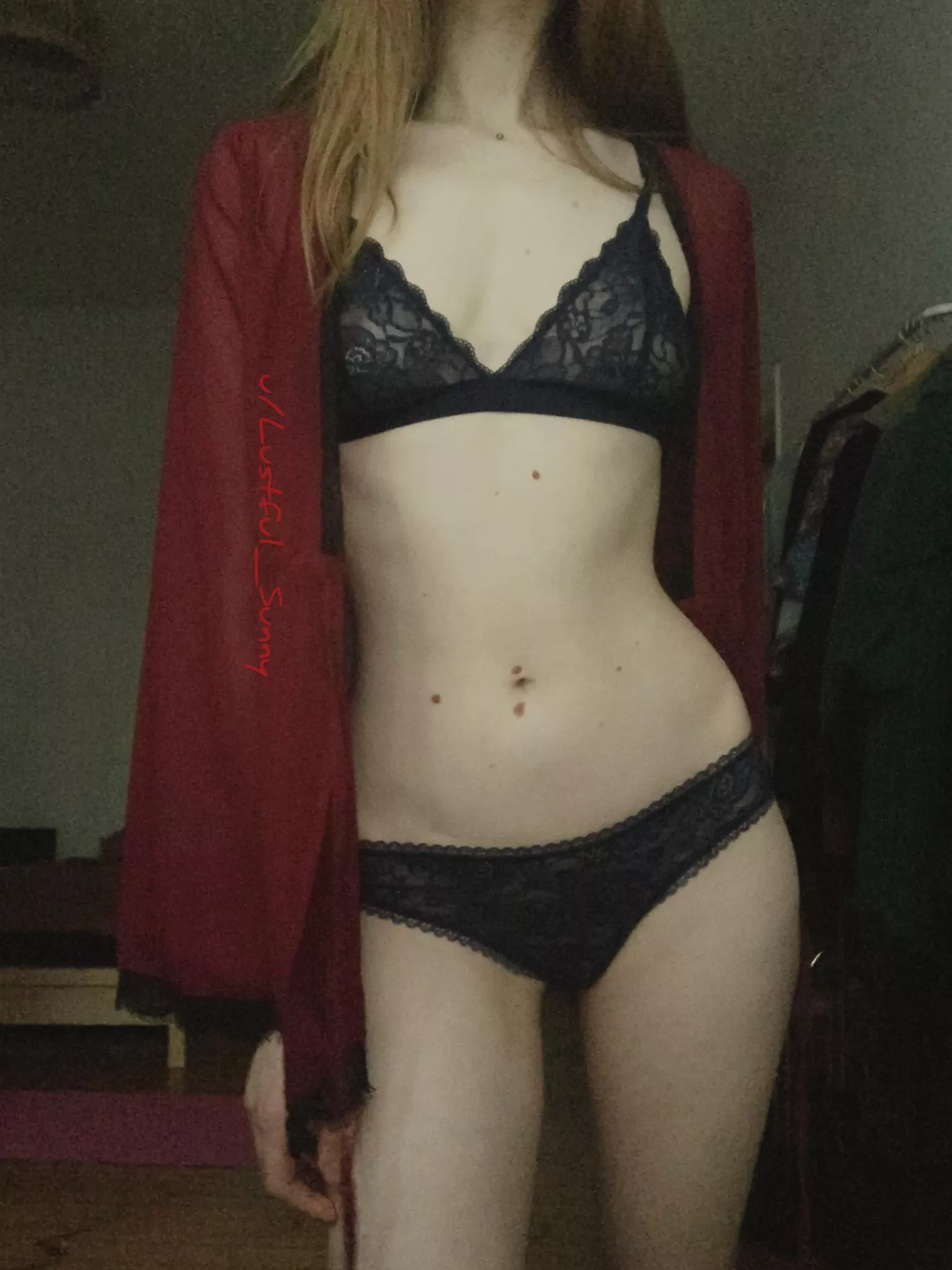 [F] petite european body