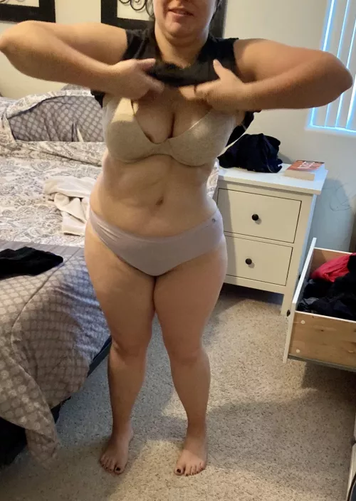 [f] Since you all made me feel like a hot mom last time ;)