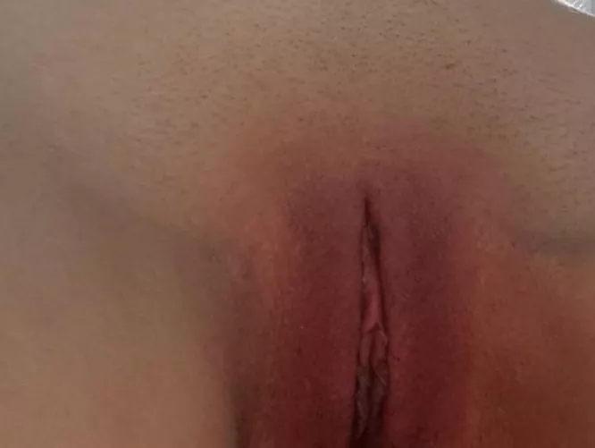 (F) time to show the pussy 21 yo