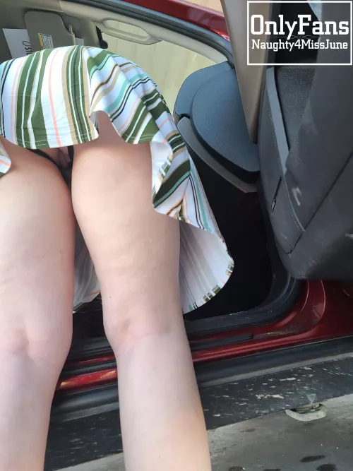 [F] uOt and about in my new dress and VS crotchless lingerie. Decided I need to clean out the truck a little. Hope you enjoy the view??