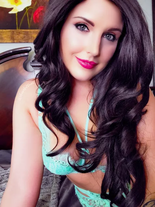 [F] What is your favorite color of lingerie? This is my first set in mint, and I'm in love with this color!