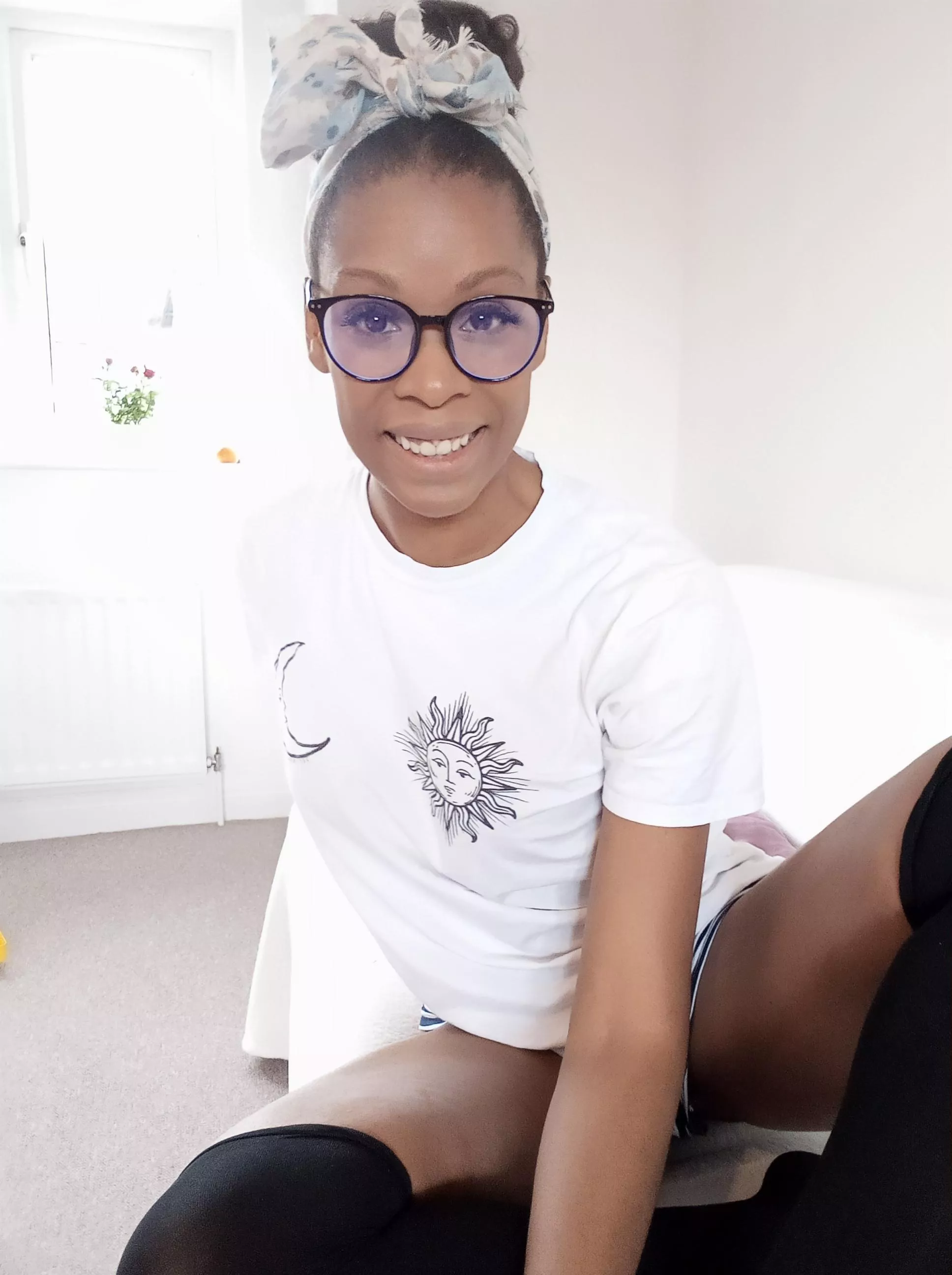 [f] who loves to hang out in t-shirt and panties? ..Me! :-D