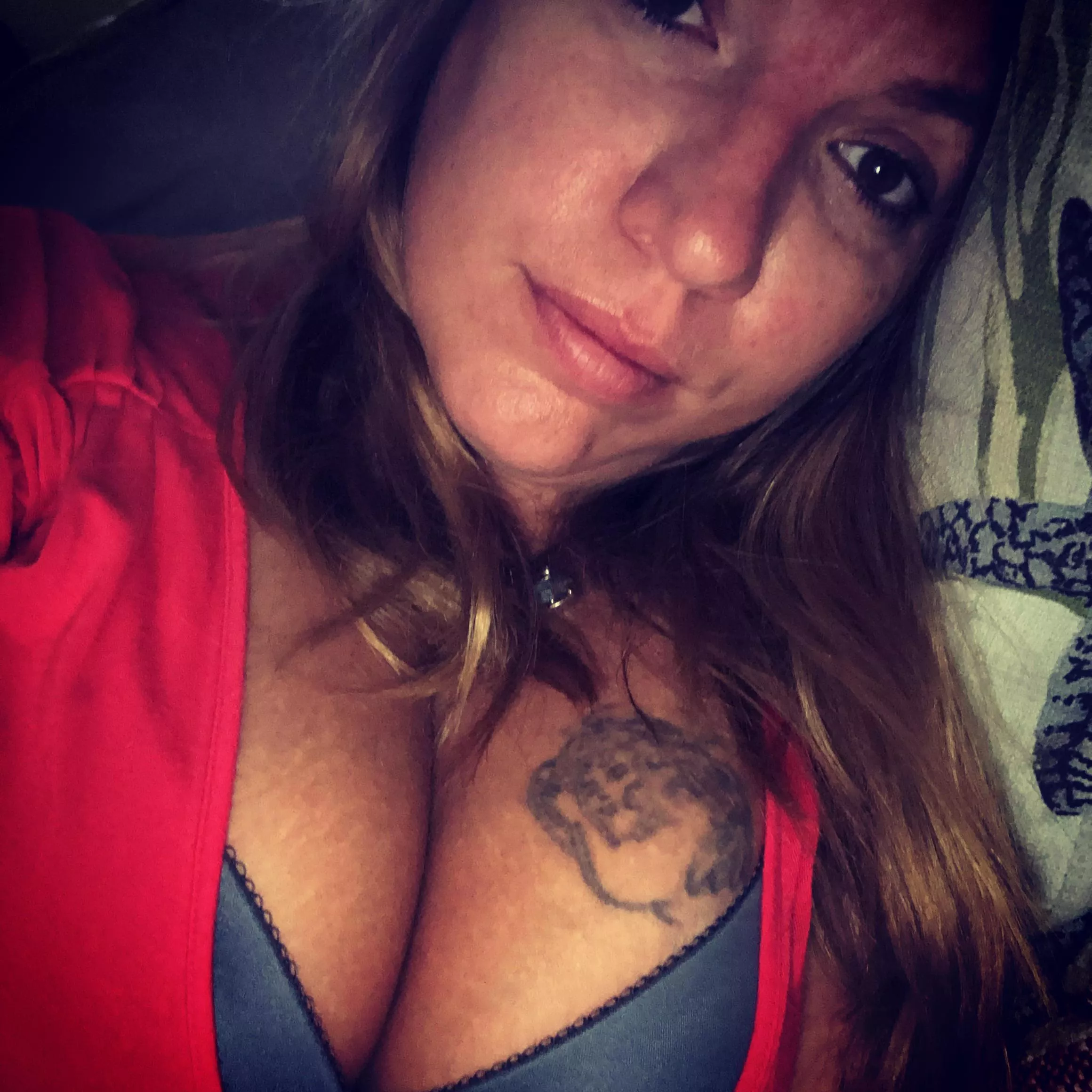 (F) who’s horny this morning?